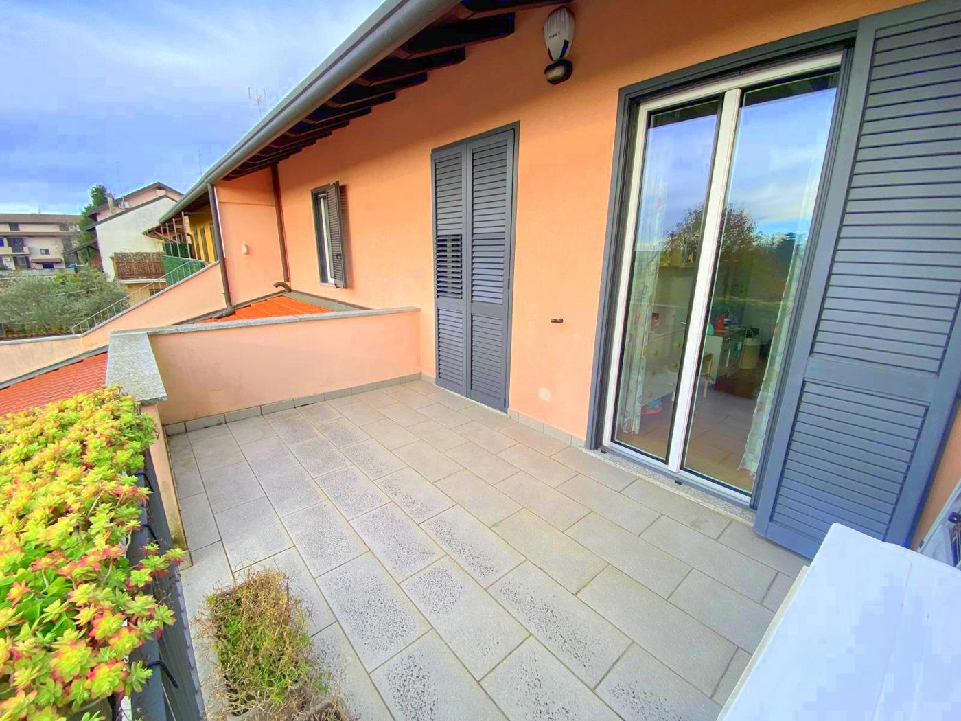 Casa indipendente con giardino a Casorezzo