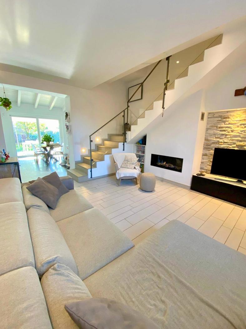 Casa indipendente con giardino a Casorezzo