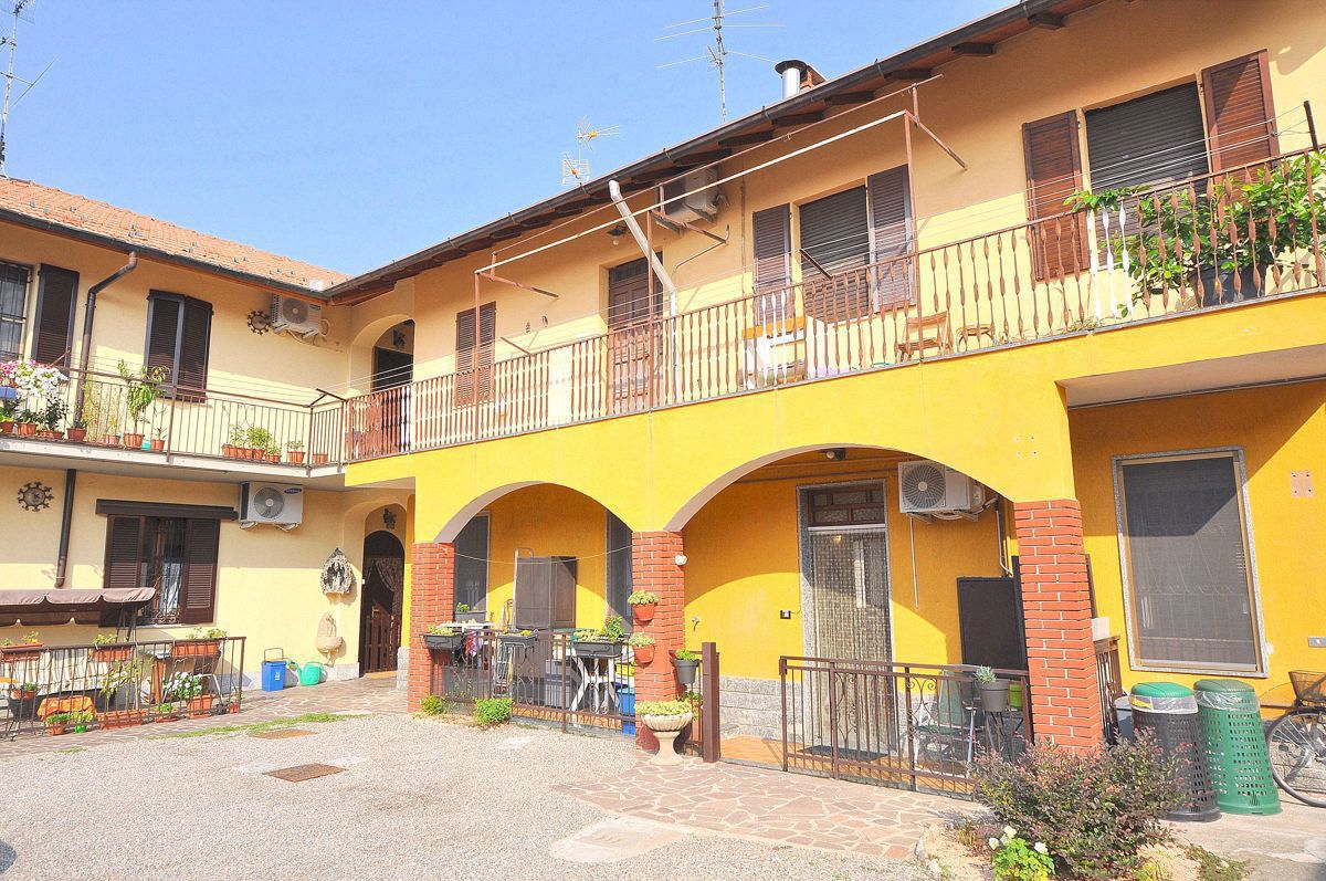 Bilocale ristrutturato a Mesero