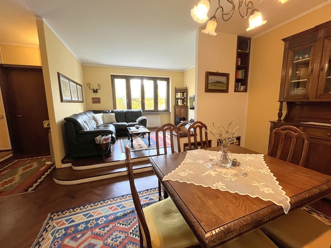 Villa con giardino a Mesero