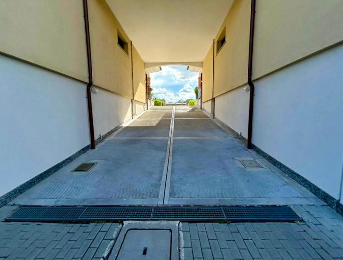 Box/Garage 18mq in vendita a Inveruno