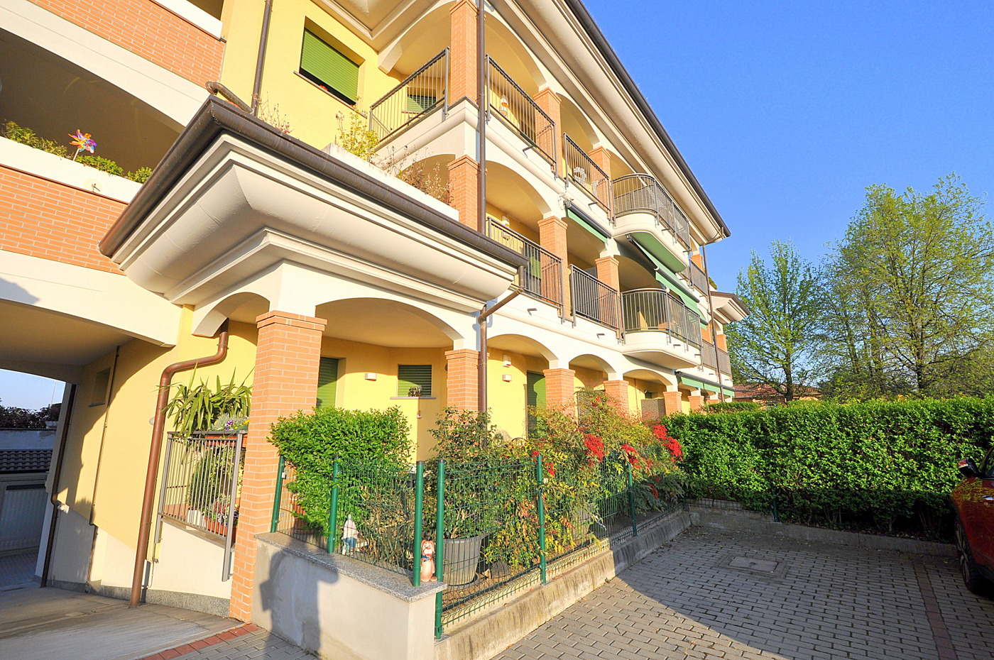 Box/Garage 18mq in vendita a Inveruno