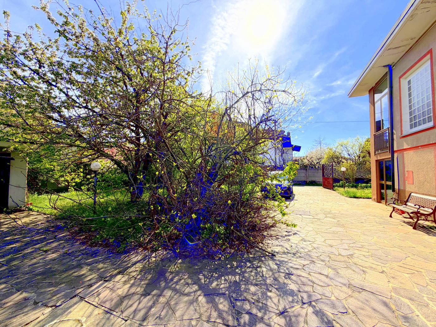 Villa con giardino a Robecchetto con Induno