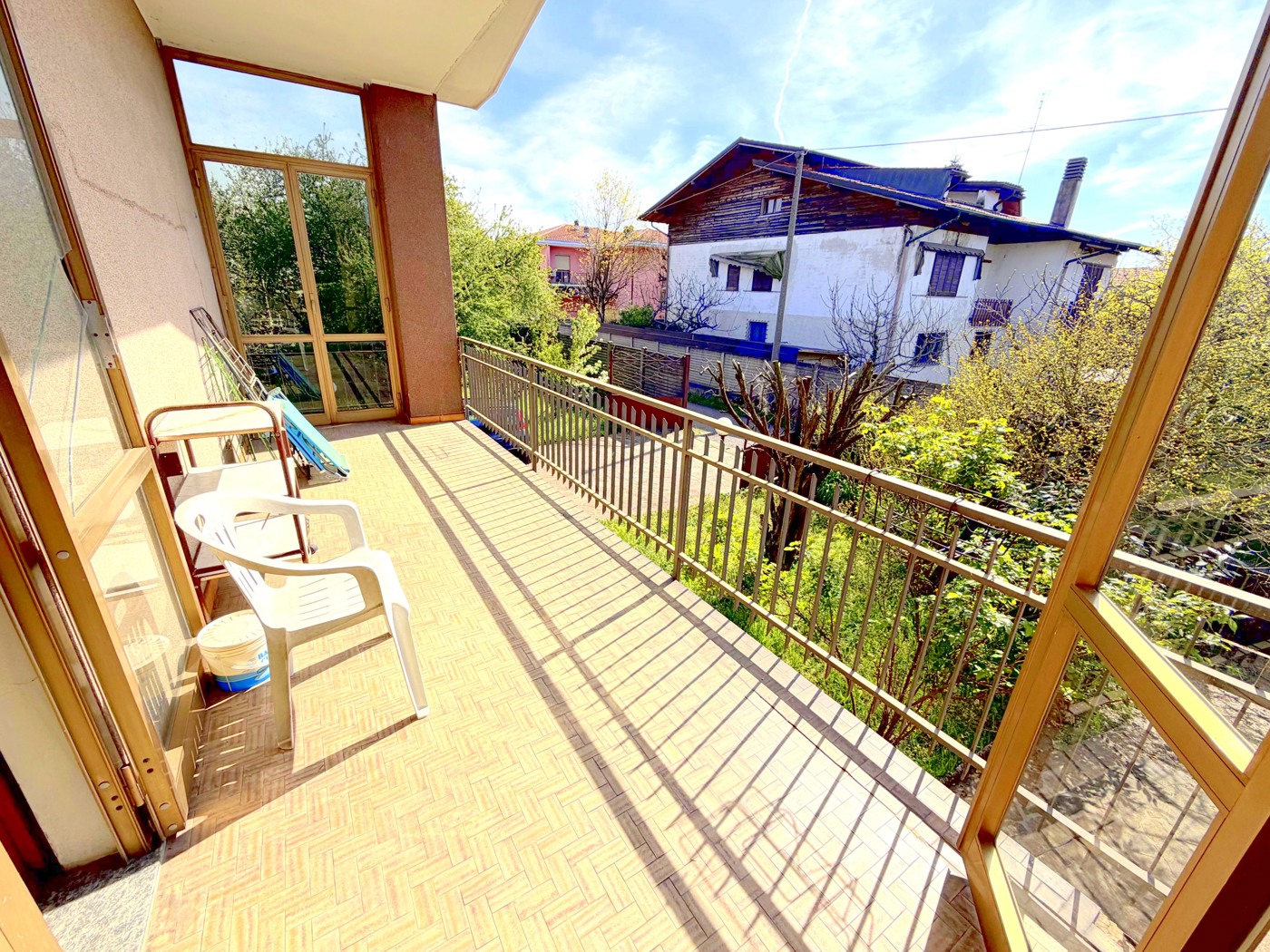 Villa con giardino a Robecchetto con Induno