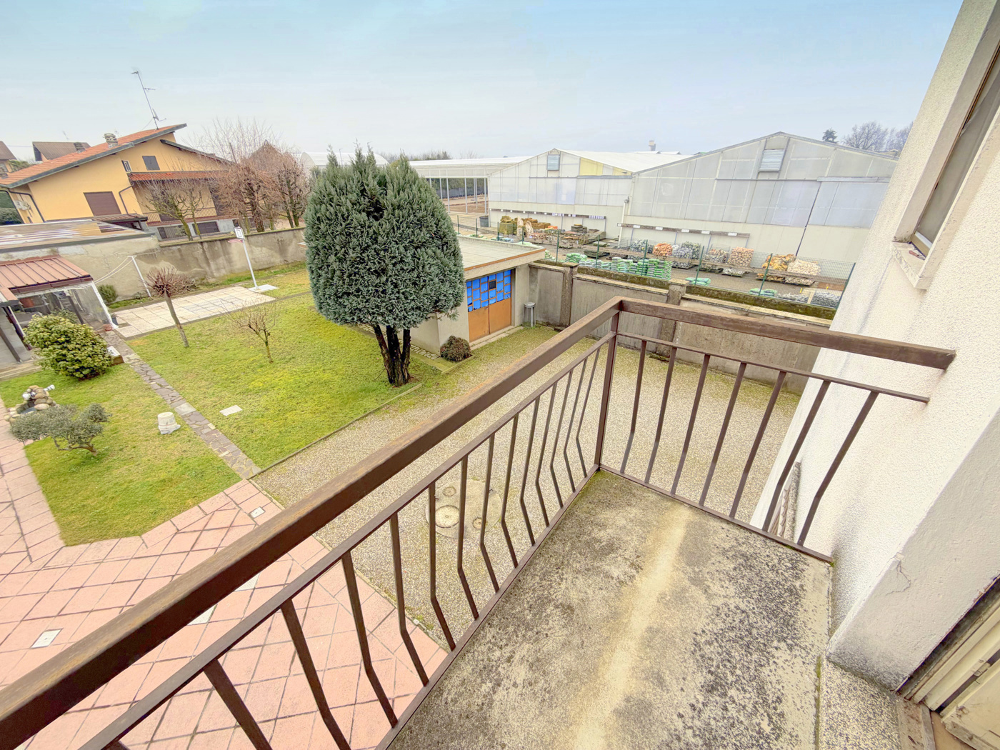 Villa con giardino a Inveruno