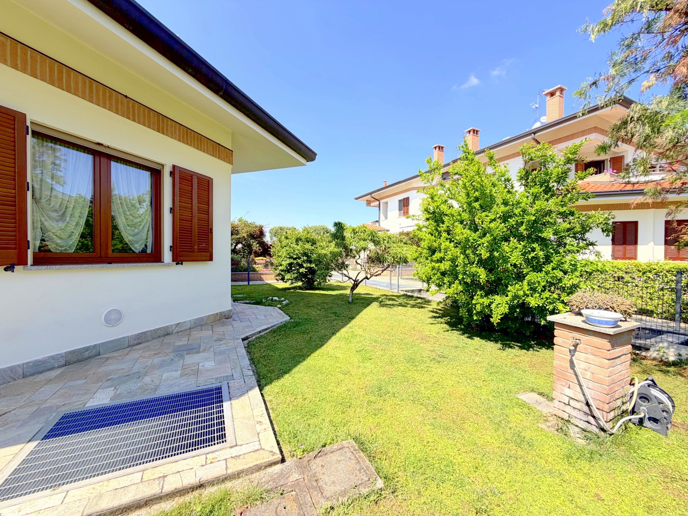 Villa con giardino a Inveruno