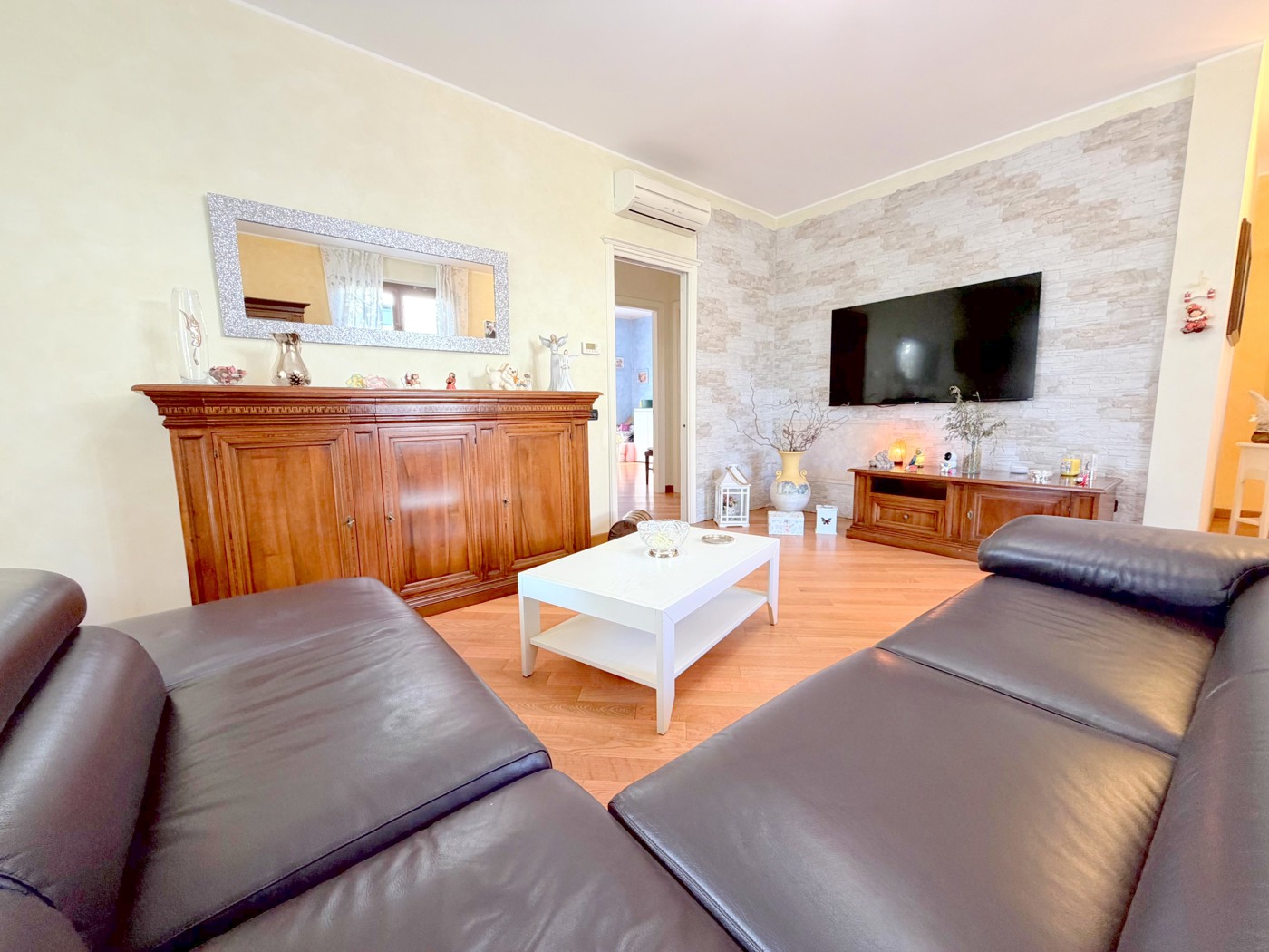 Villa con giardino a Inveruno