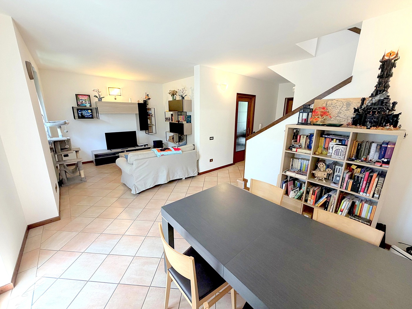 Villa con giardino a Inveruno