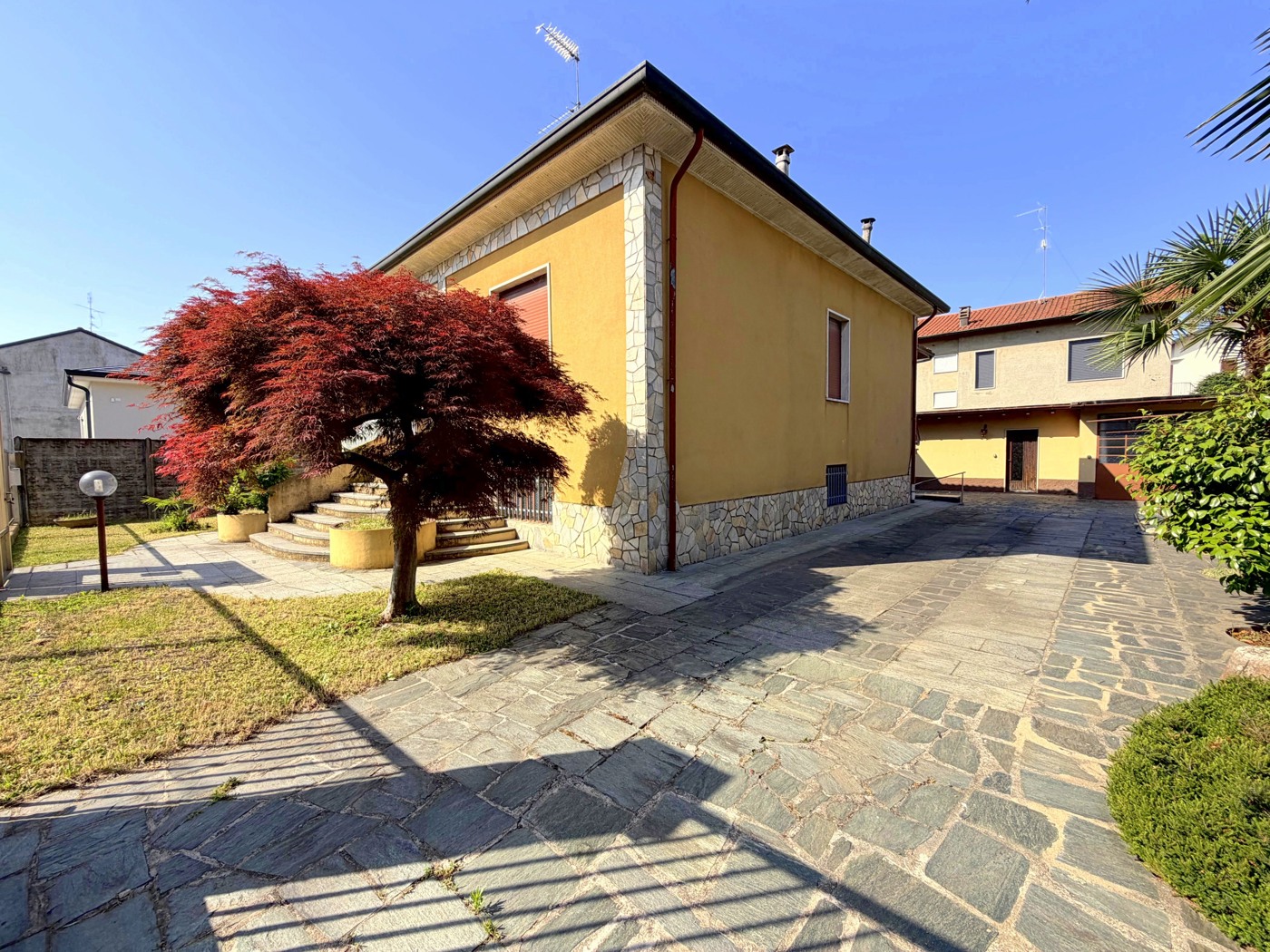 Villa da ristrutturare a Arconate