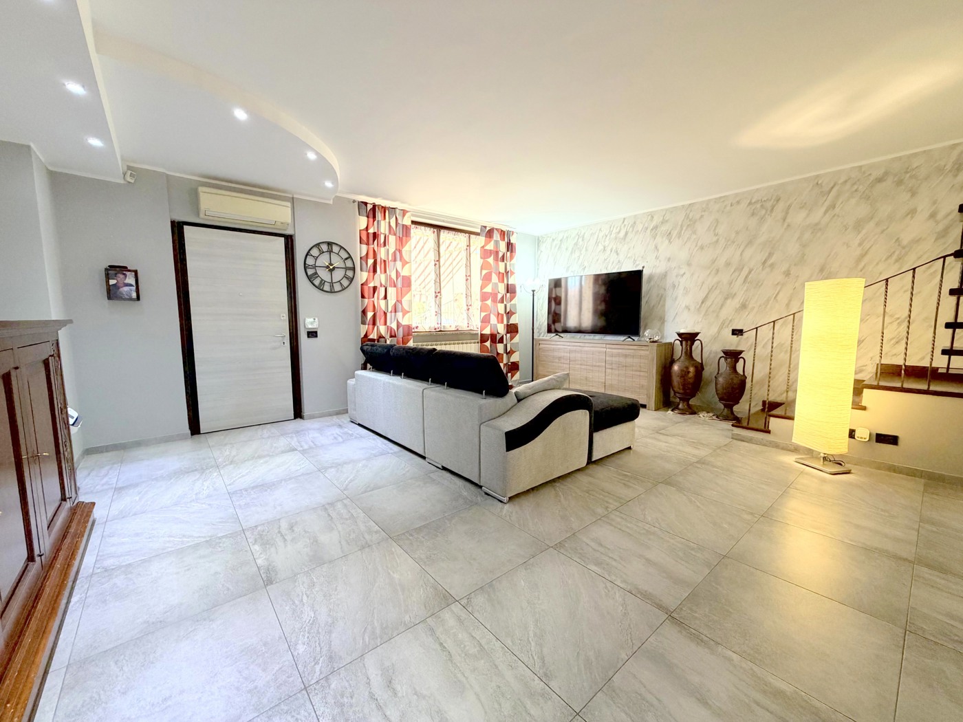 Villa con giardino a Mesero