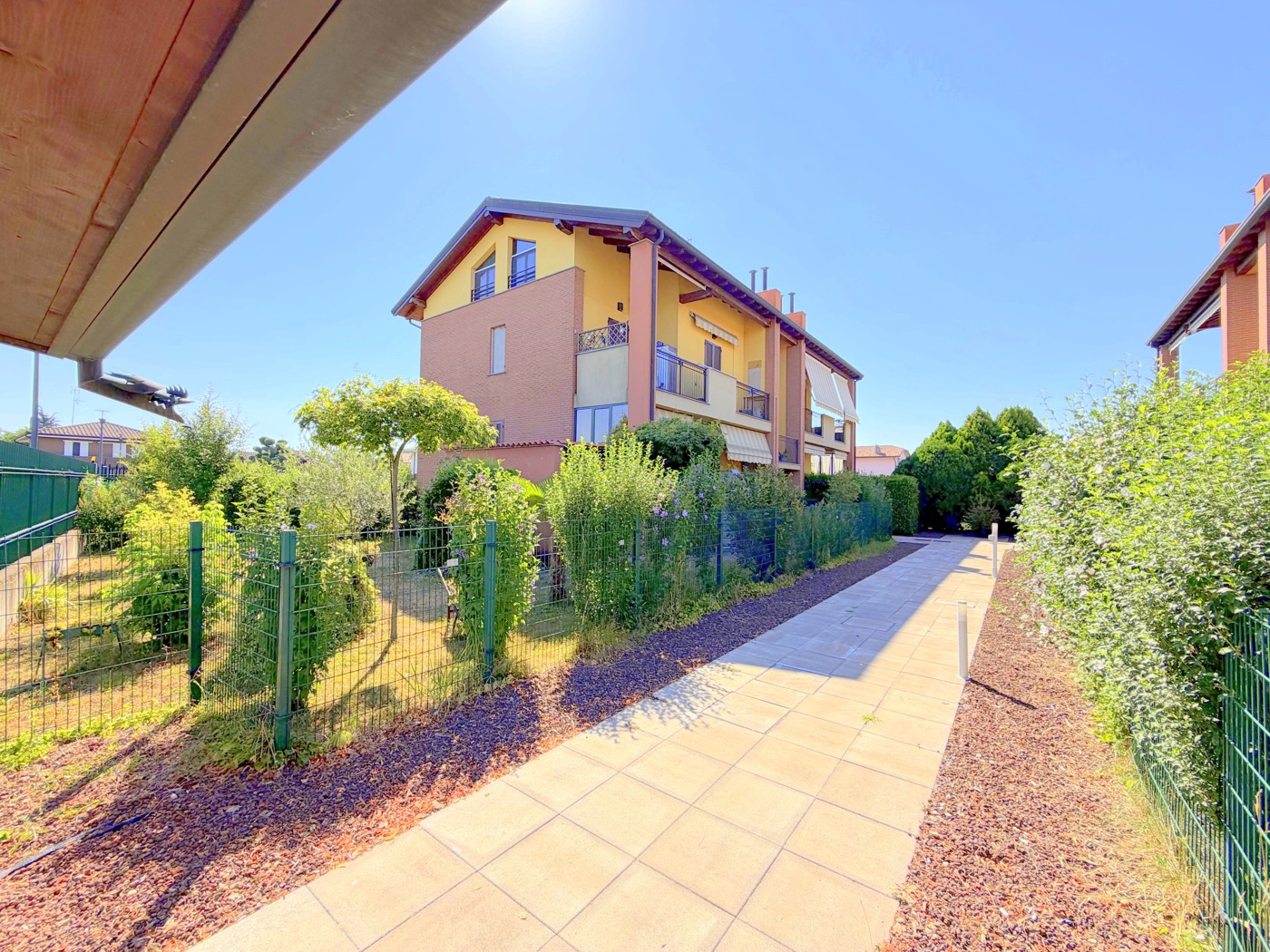 Quadrilocale in vendita a Robecchetto con Induno