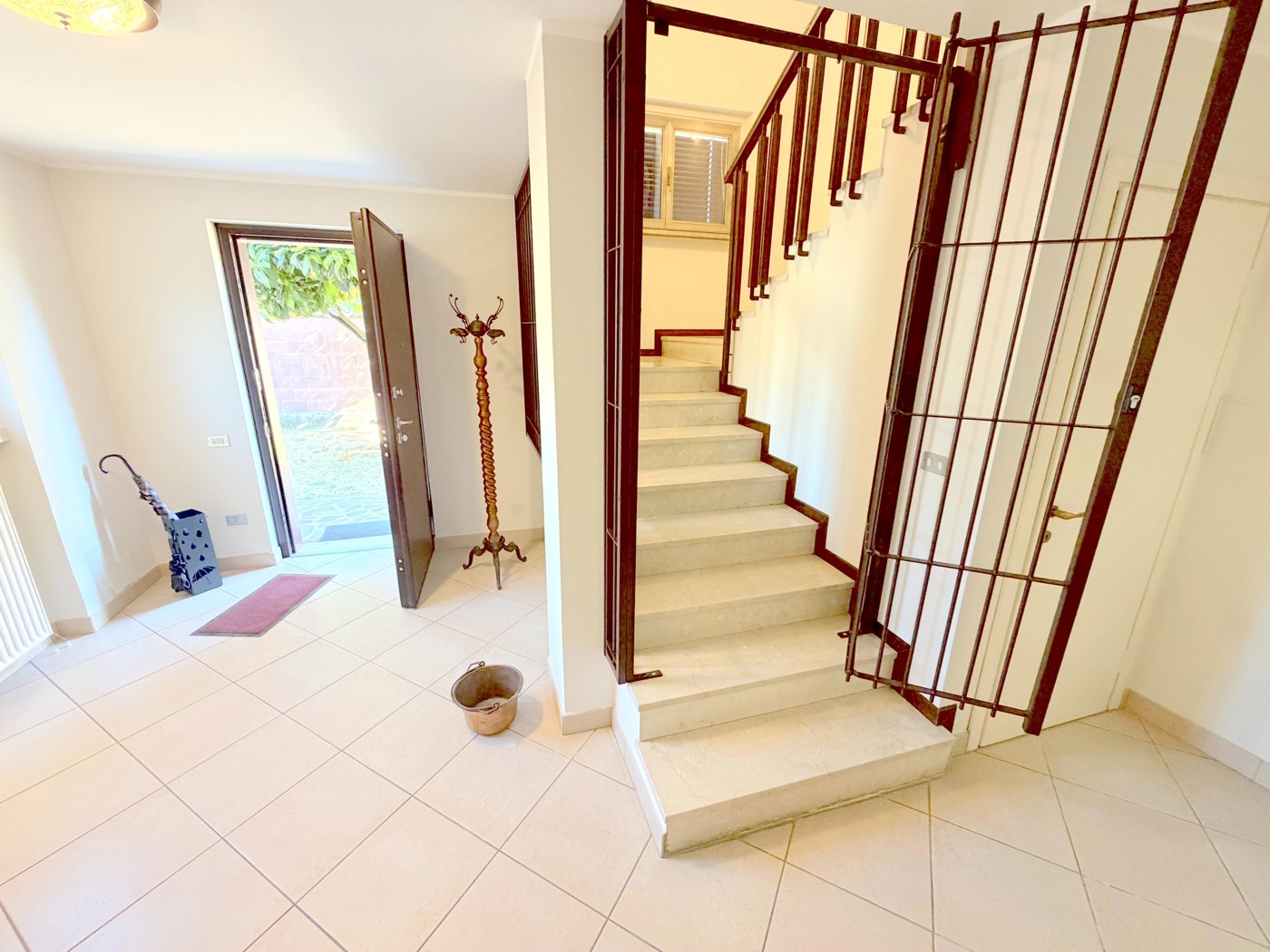 Villa con giardino a Inveruno