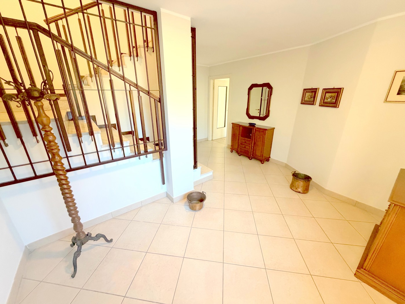 Villa con giardino a Inveruno