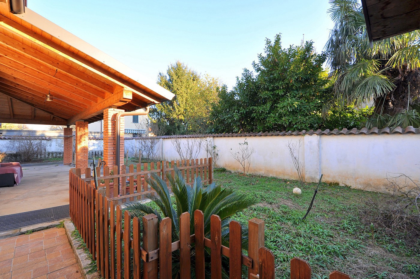Villa con giardino a Inveruno
