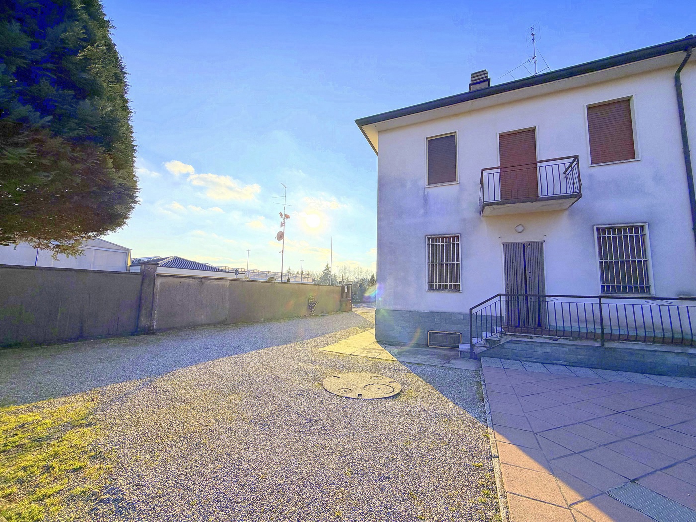 Villa con giardino a Inveruno