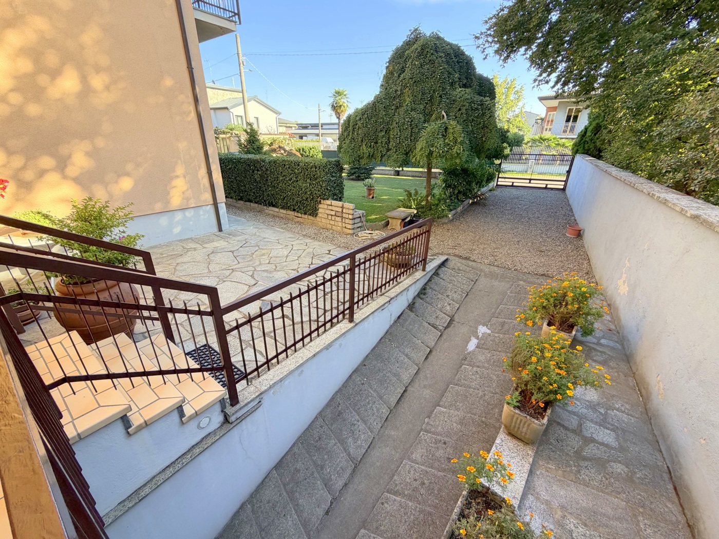 Villa con giardino a Inveruno