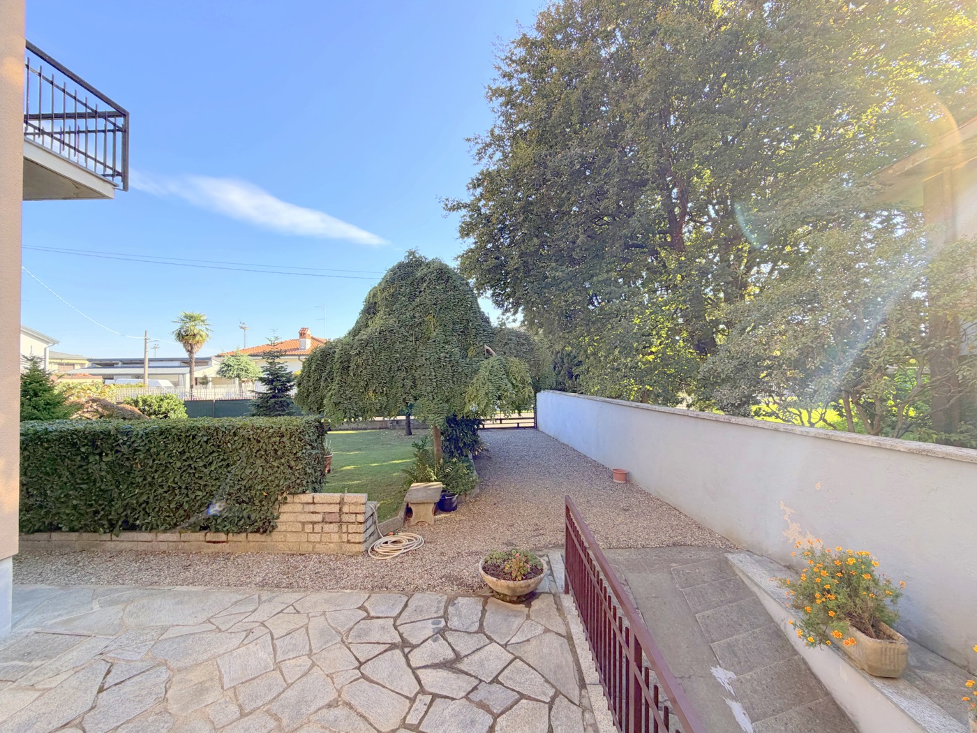 Villa con giardino a Inveruno