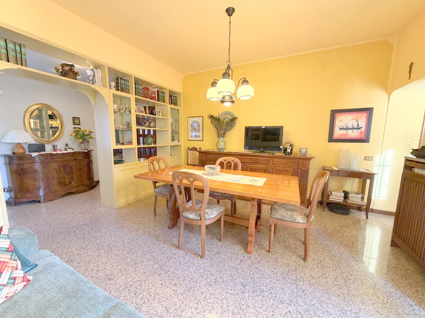 Villa con giardino a Inveruno