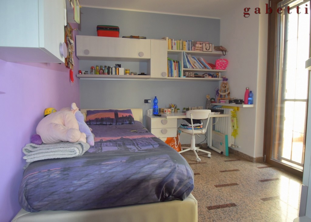 Villa con giardino a Magenta