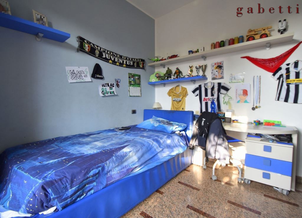 Villa con giardino a Magenta