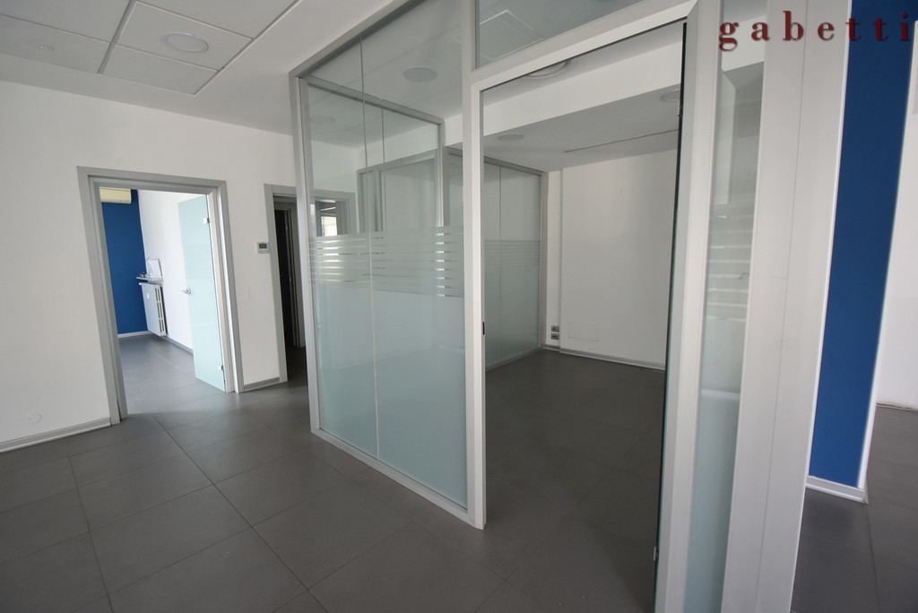 Ufficio in affitto a Bernate Ticino