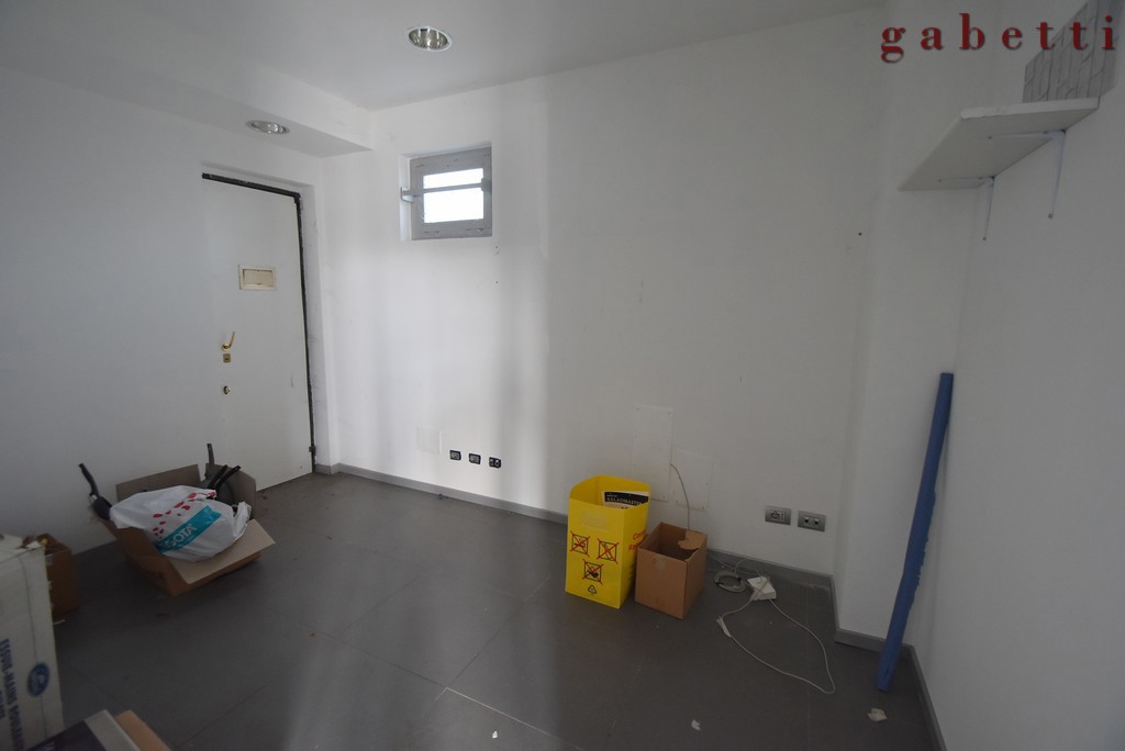 Ufficio in affitto a Bernate Ticino