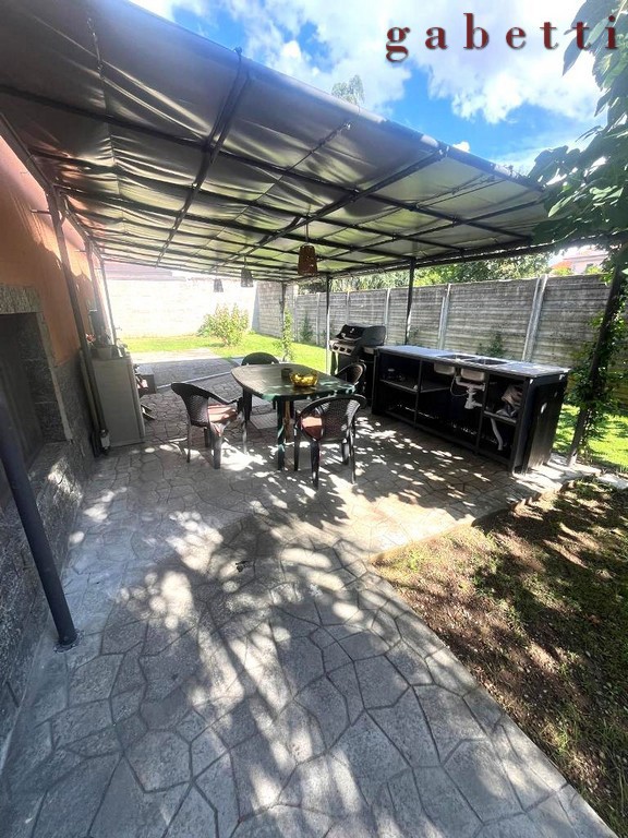 Villa arredata in affitto a Magenta