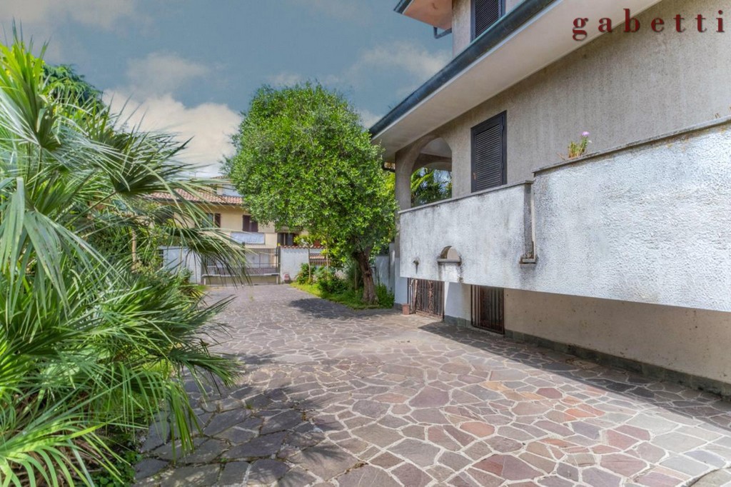 Villa in vendita a Bareggio