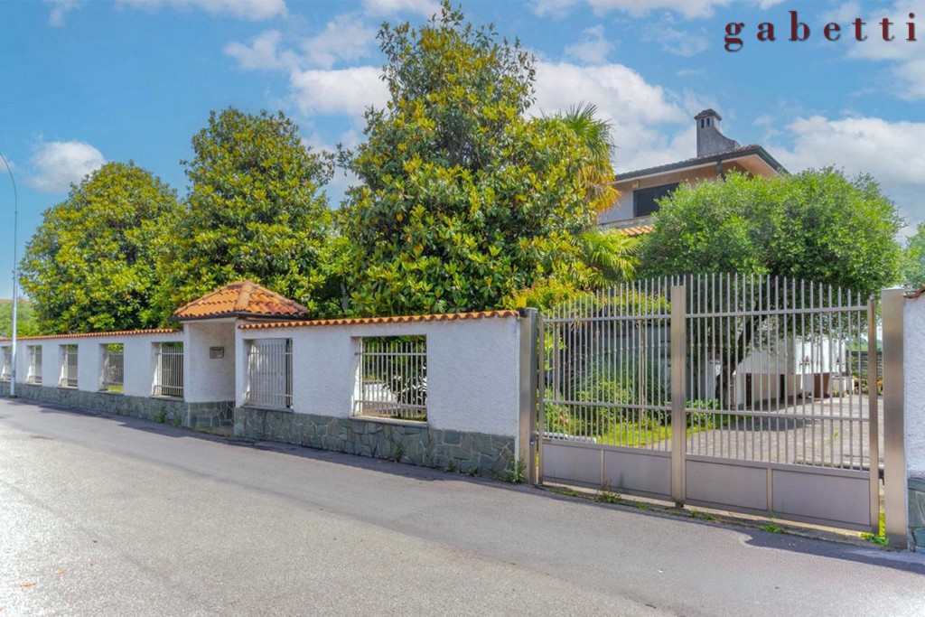 Villa in vendita a Bareggio