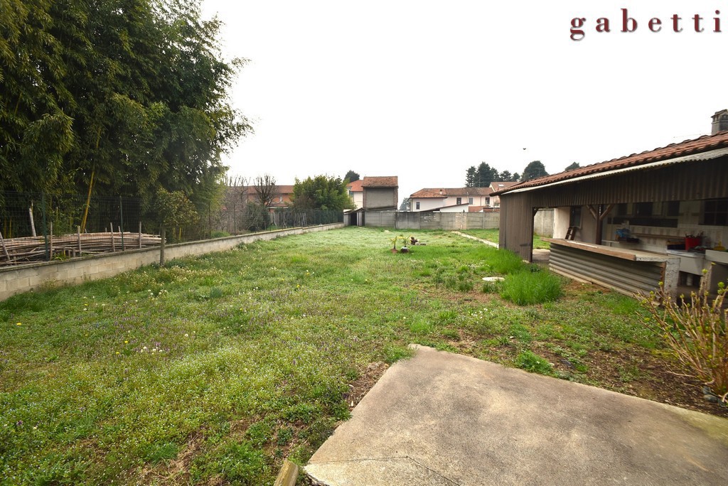 Villa in vendita a Marcallo con Casone