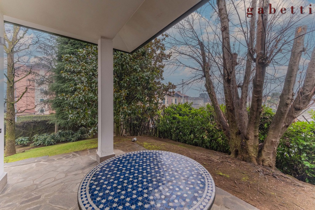 Villa in vendita a Ossona