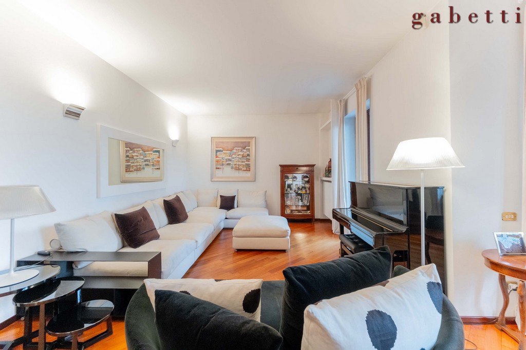 Villa in vendita a Ossona