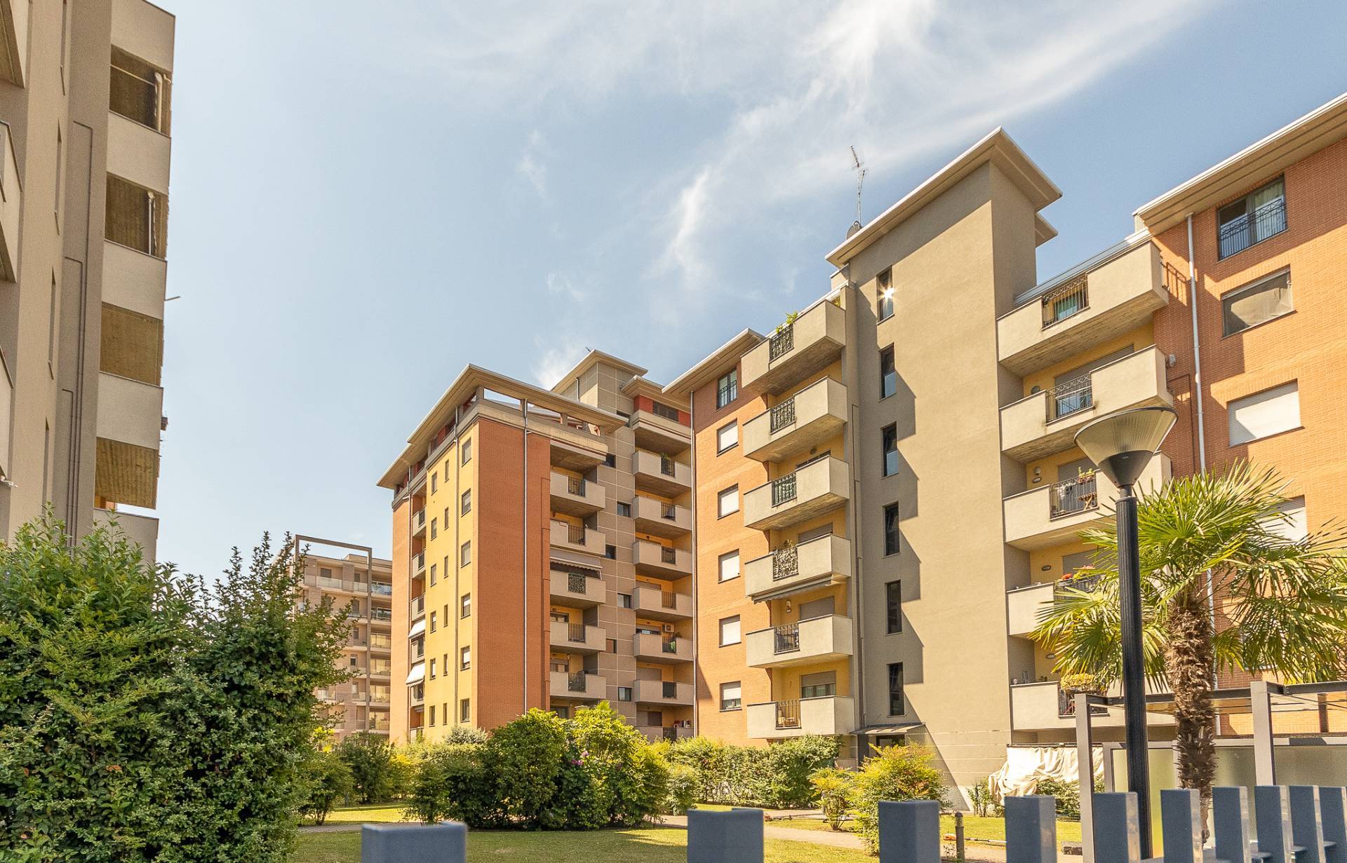 Box o garage in vendita a Lissone