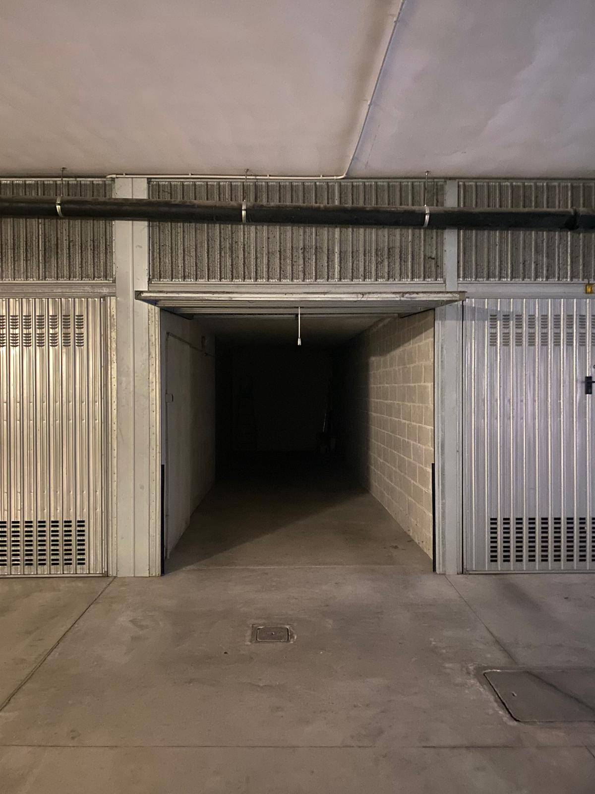 Box o garage in affitto a Lissone