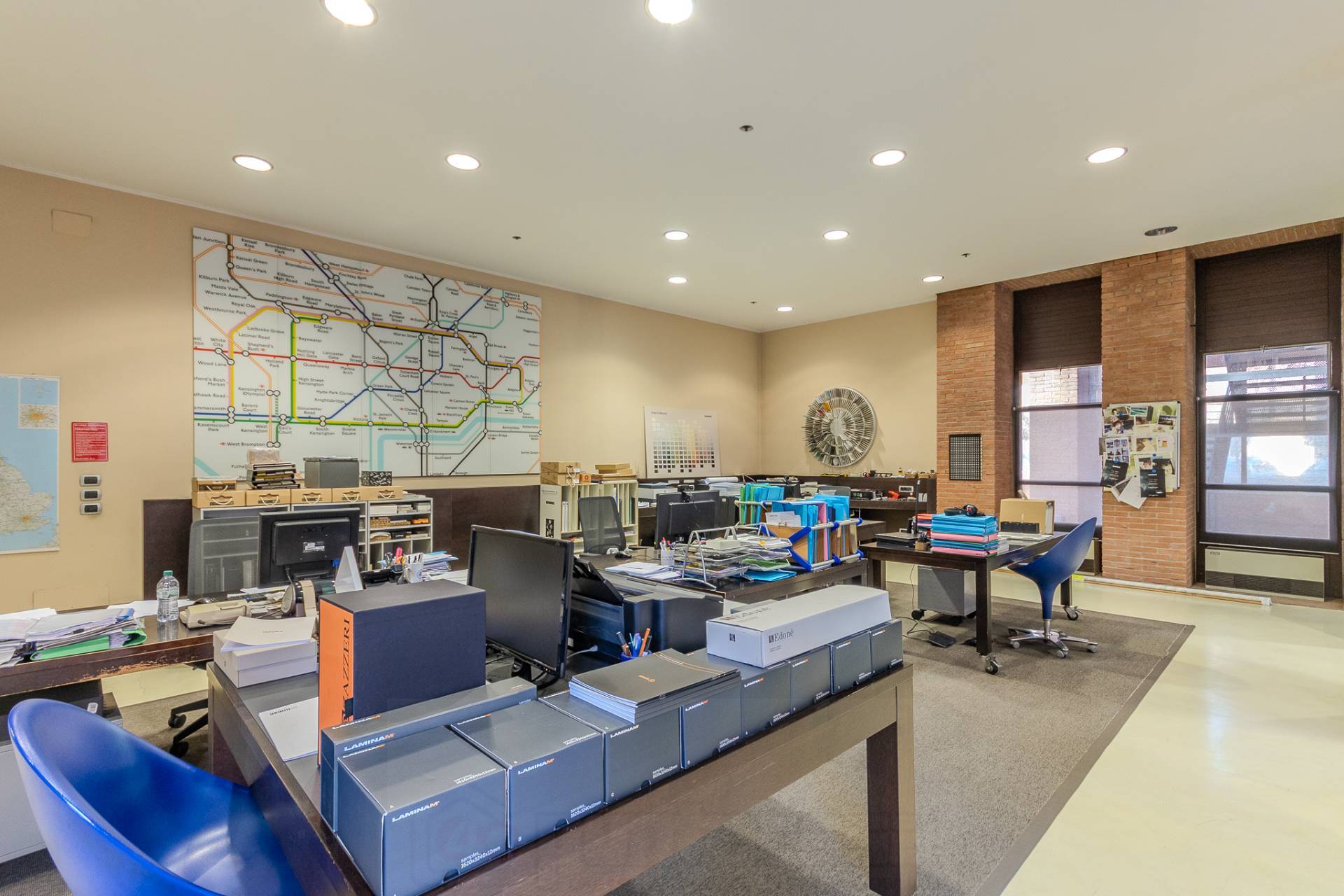 Locale commerciale in affitto a Seregno, Centro/stazione