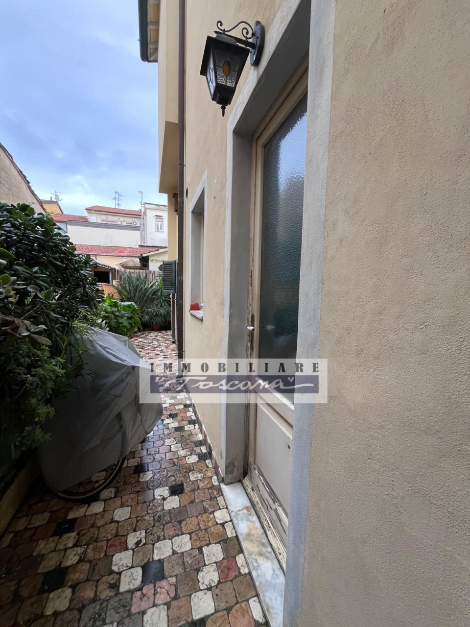 Casa indipendente con giardino a Viareggio