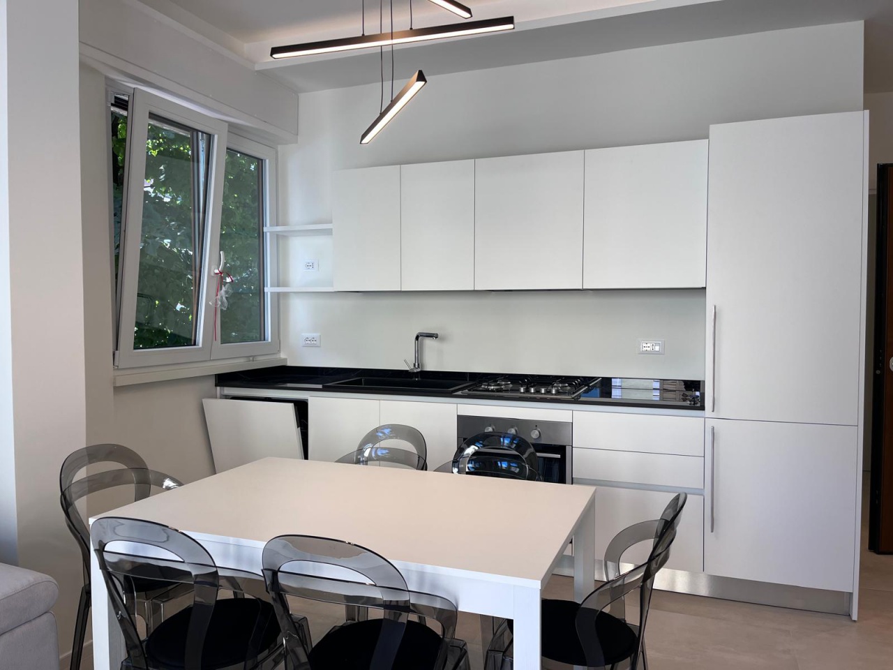 Appartamento arredato in affitto in via amerigo vespucci, Viareggio