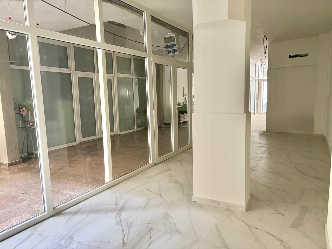 Ufficio nuovo a Viareggio