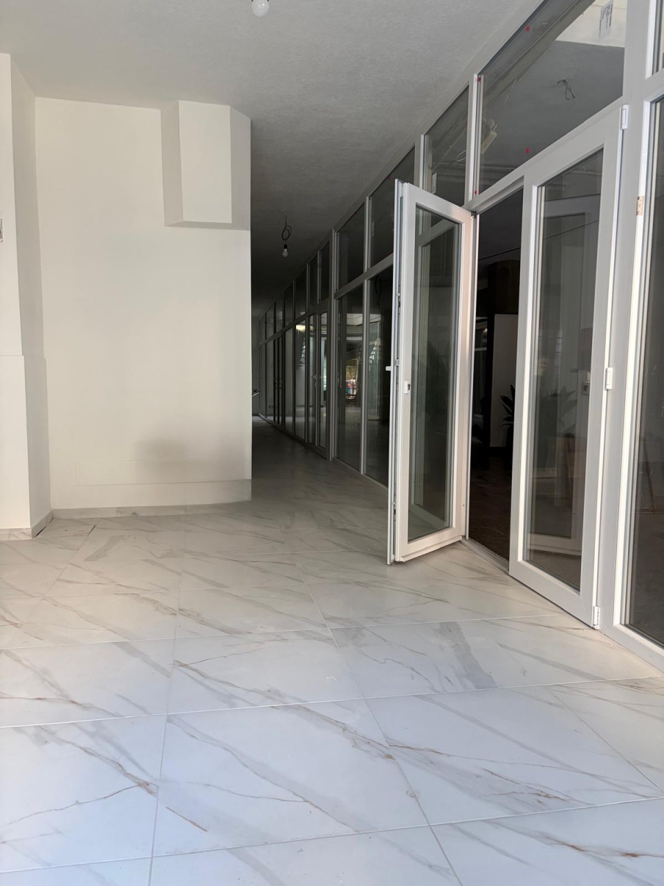 Ufficio nuovo a Viareggio