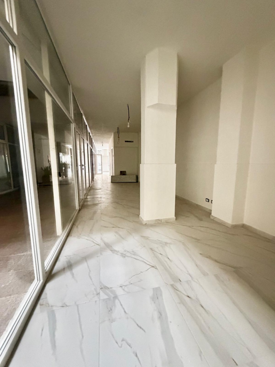 Ufficio nuovo a Viareggio