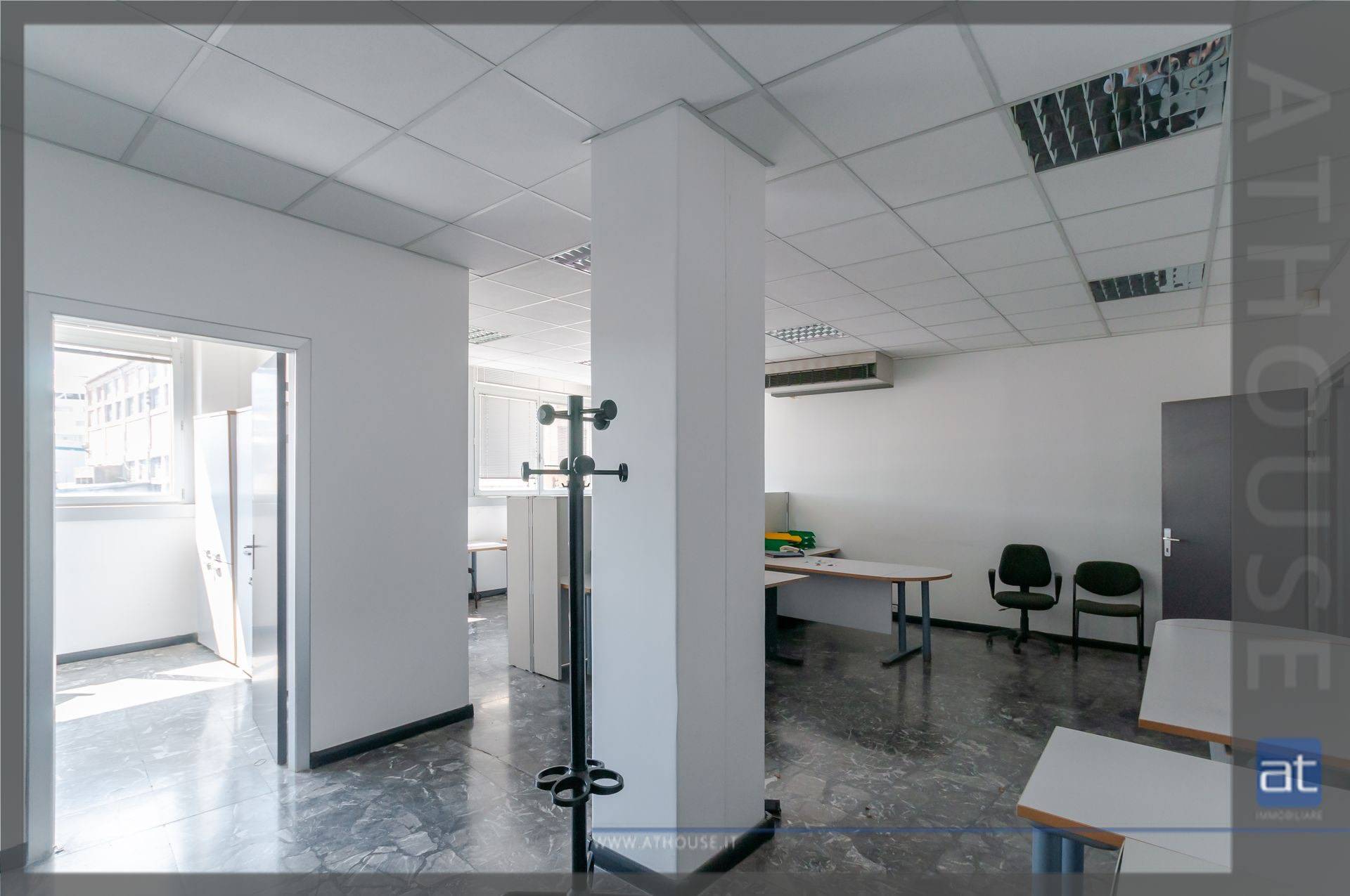 Studio/Ufficio in affitto a Trieste, I-34144