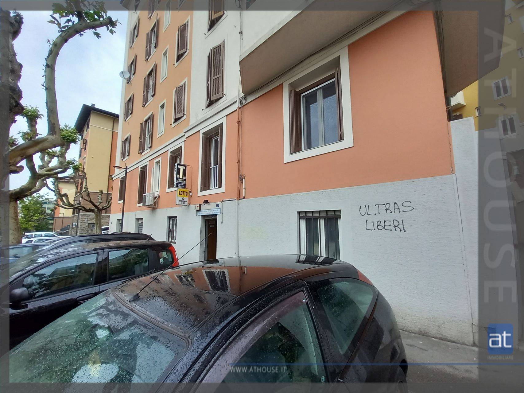 Attivit commerciale in vendita a Trieste, I-34144