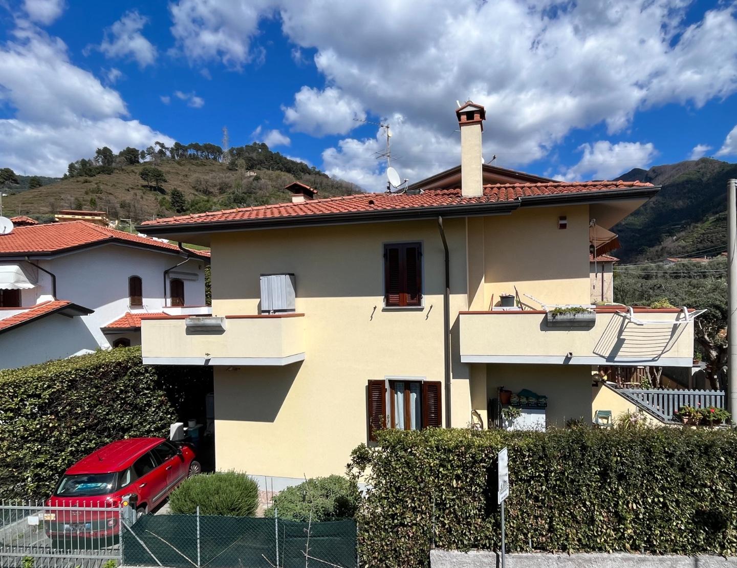 Villa Bifamiliare in vendita, Montignoso capanne