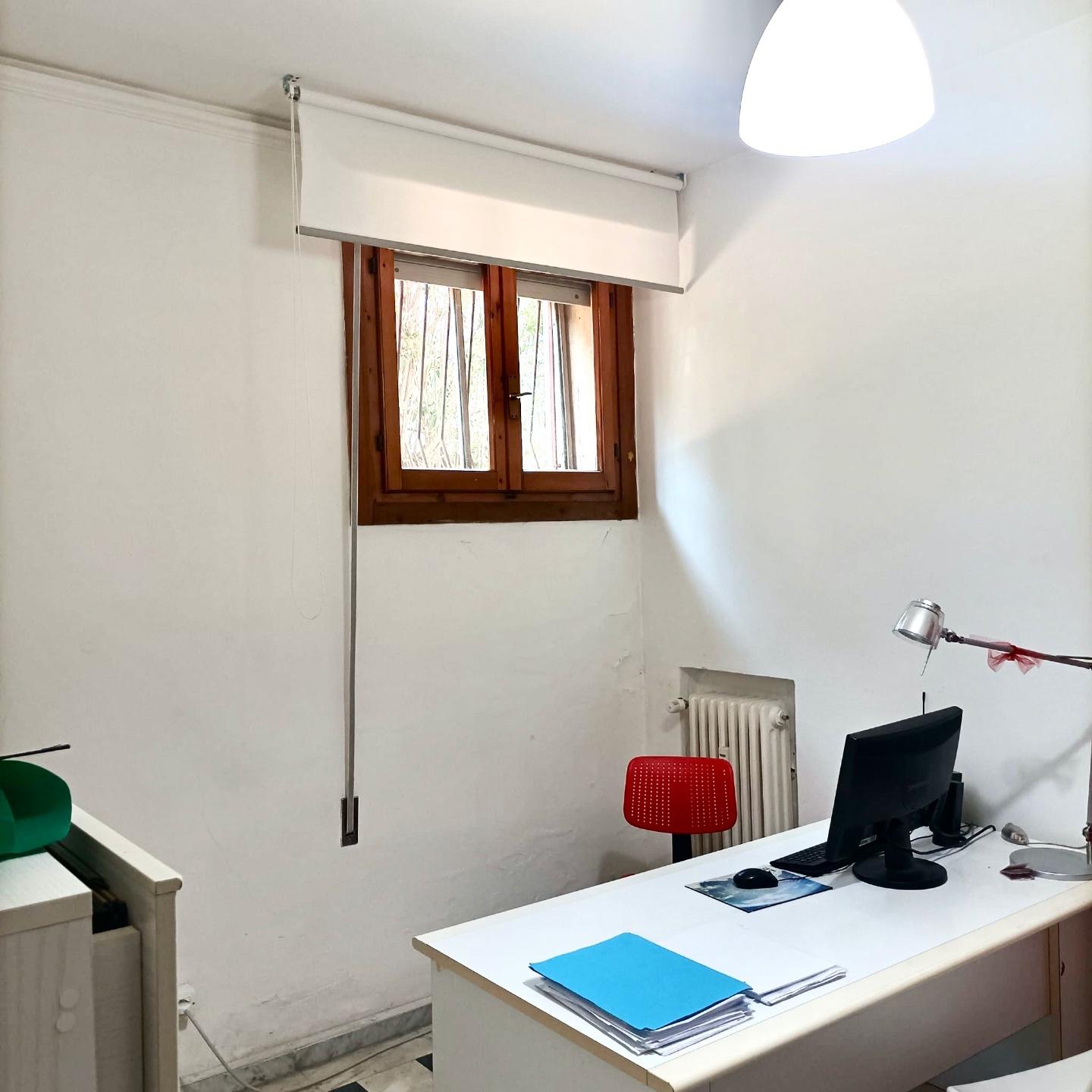 Trilocale in vendita, Massa centro