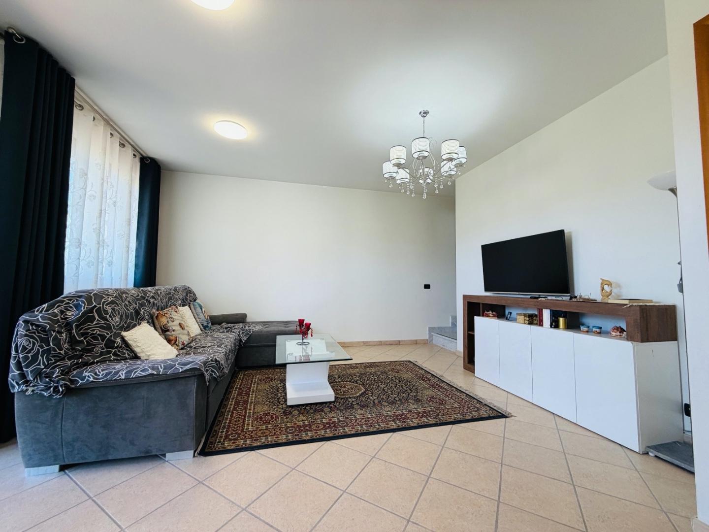 Villa con giardino, Massa marina di