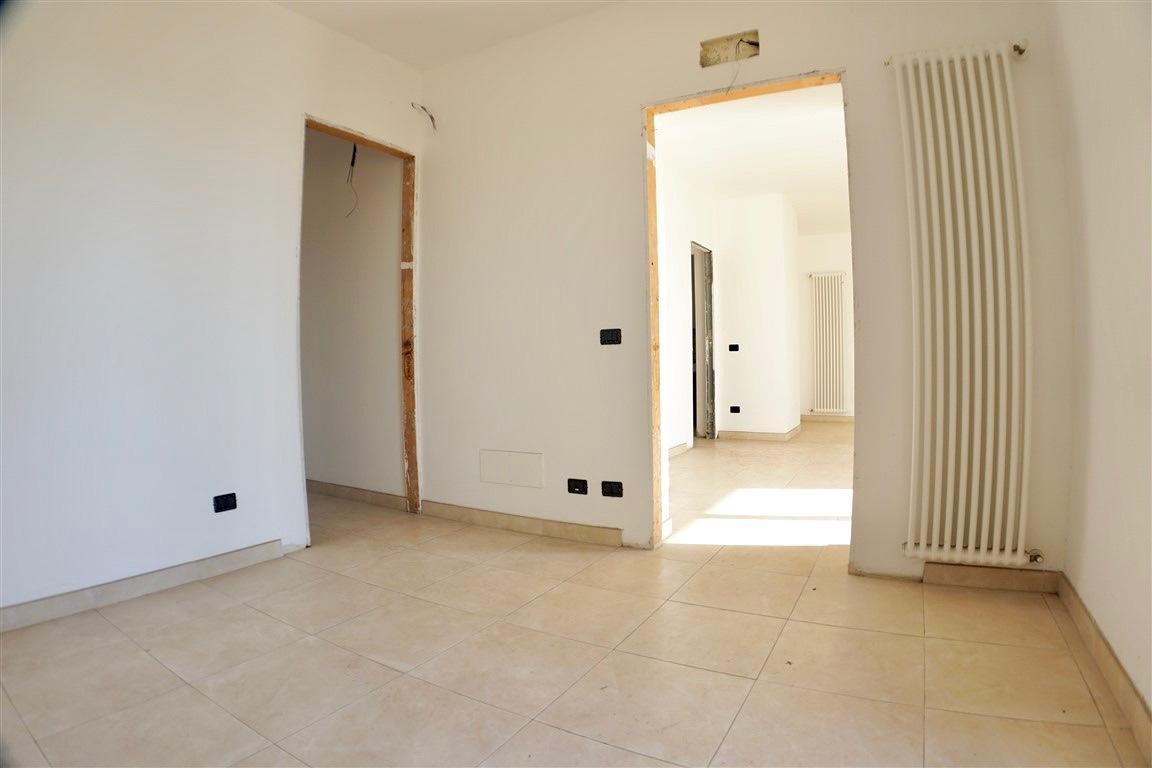 Villa con giardino, Carrara avenza