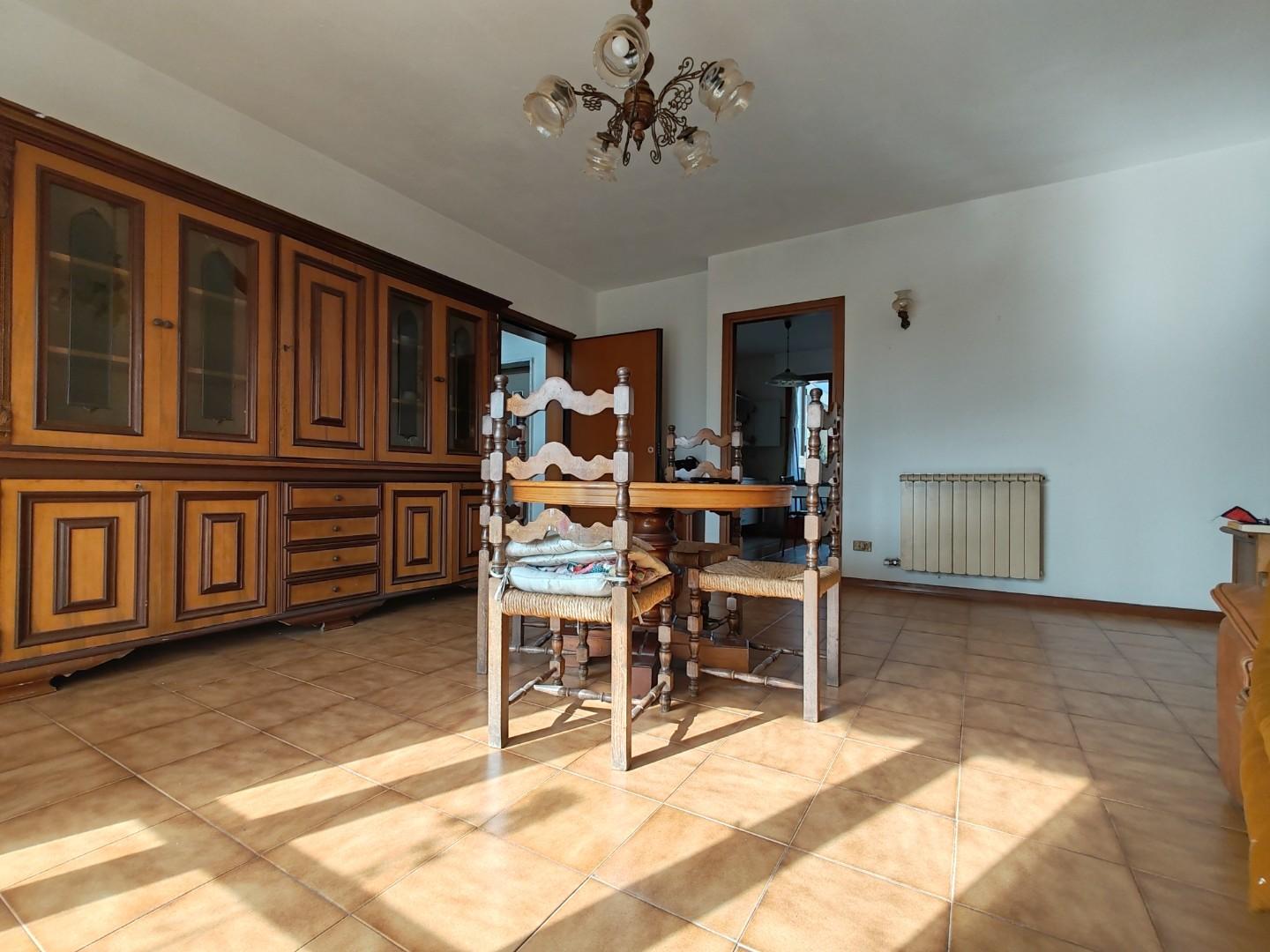 Appartamento in vendita a Massa