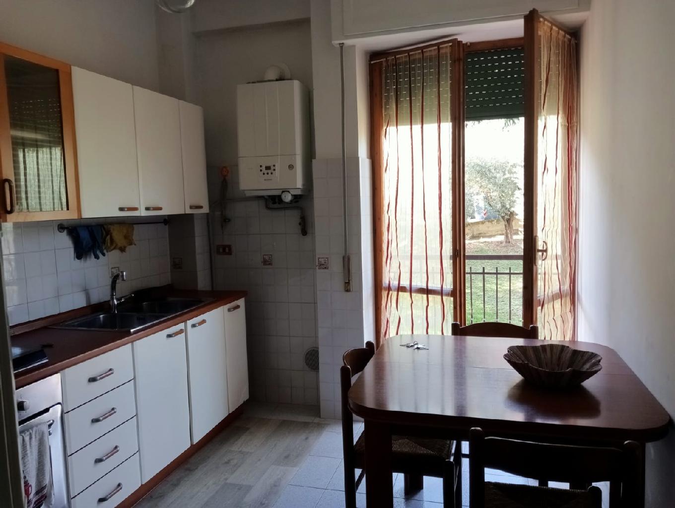 Appartamento in vendita in via piceno aprutina, Folignano