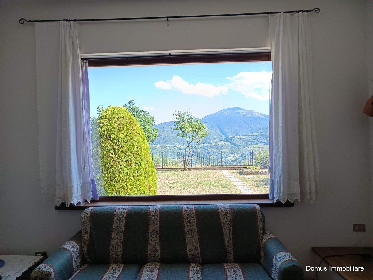 Casa indipendente con giardino in frazione gimigliano, Venarotta