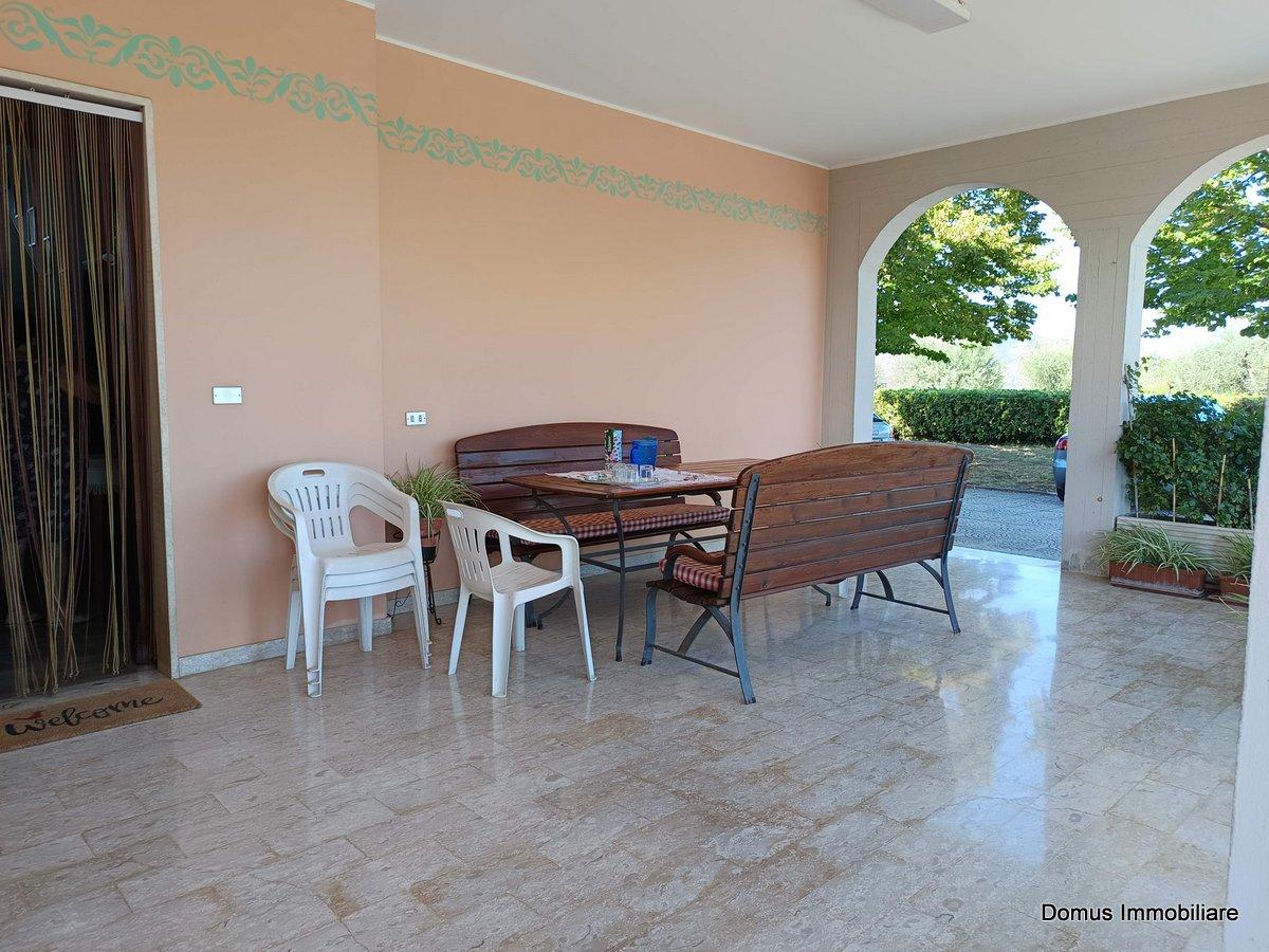 Casa indipendente con giardino in frazione gimigliano, Venarotta